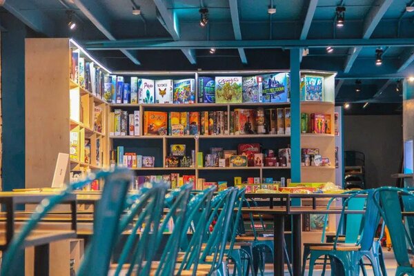 Shelves with board games in Draughts London 