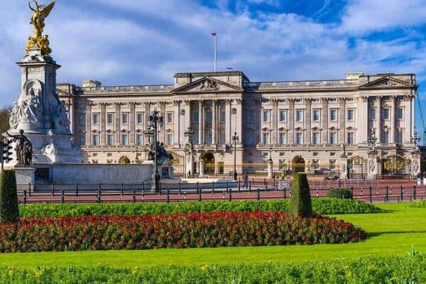 Outside Buckingham Palace