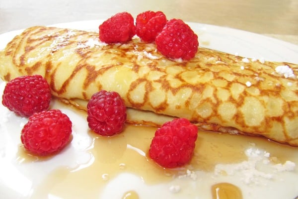 Dutch pancake with raspberries